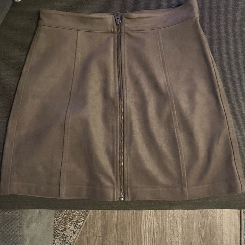 Wilfred Brown Faux Leather Mini Skirt with Front Zip